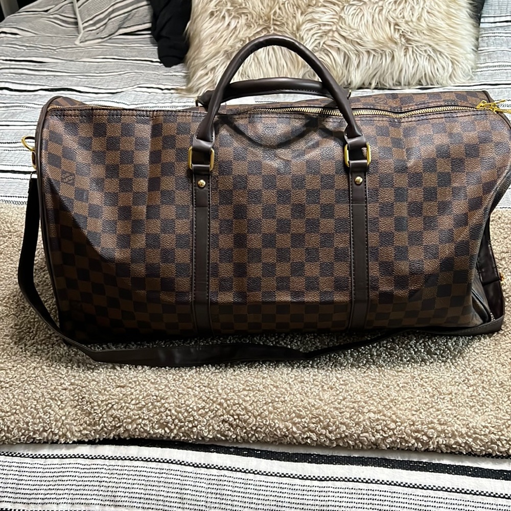 DHG LOUIS DUFFLE BAG